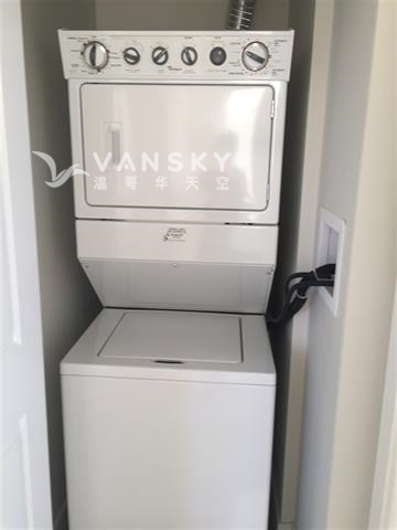 250625123410_washer and dryer.jpg